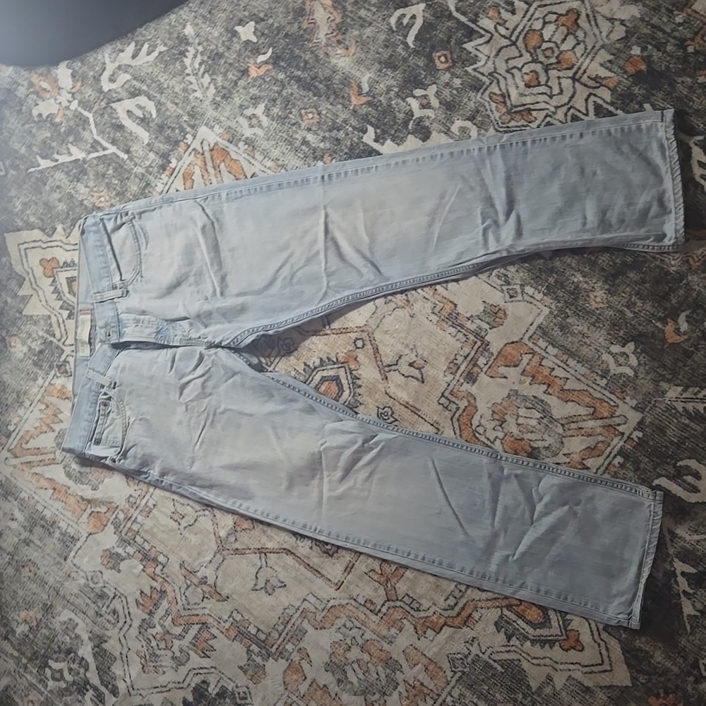 Levi's 100% Cotton  Very Light Blue